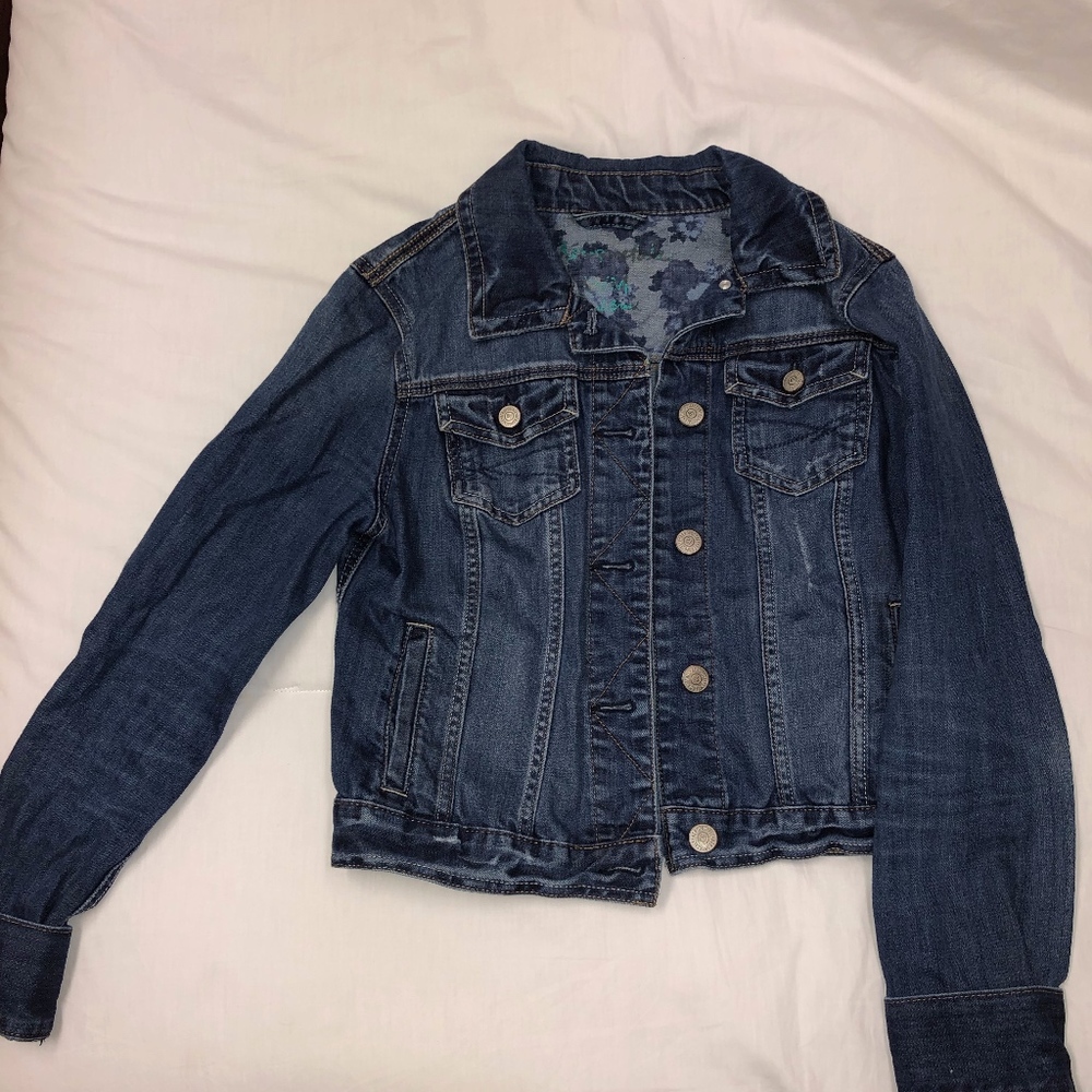 Cropped Denim Jacket